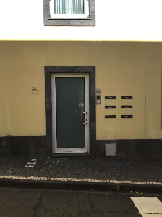 Yellow Flat One Azores ปอนตาเดลกาดา ภายนอก รูปภาพ